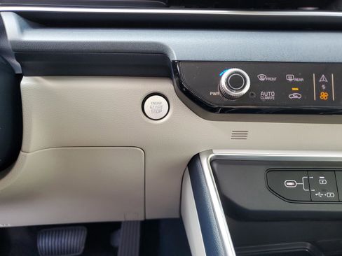 New 2026 Kia Carnival SX image 23