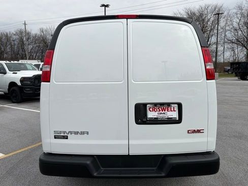 New 2026 GMC Savana 2500 w/ Driver Convenience Package image 6