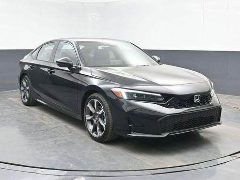 Used 2026 Honda Civic Sport Touring image 2