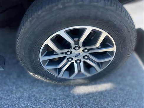 Used 2022 Ford F150 Lariat image 15