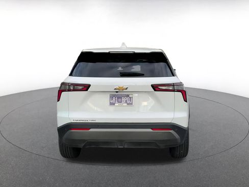 Used 2025 Chevrolet Equinox LT image 12