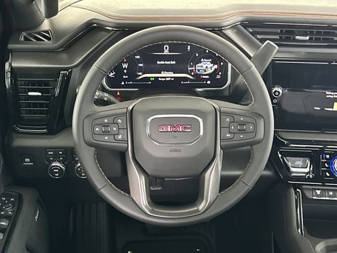 New 2026 GMC Sierra 2500 AT4 w/ AT4 Premium Plus Package AWD/4WD image 17