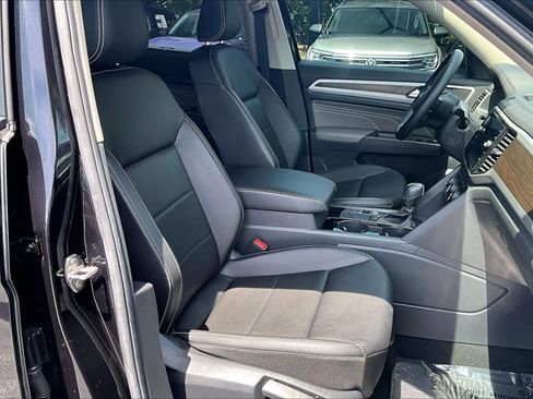 Used 2023 Volkswagen Atlas SE FWD image 8