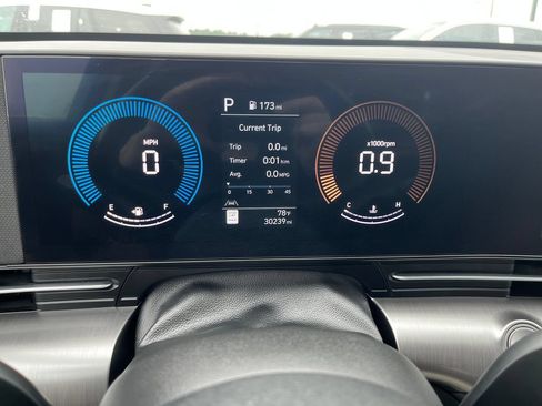 Used 2025 Hyundai Kona SEL FWD image 15