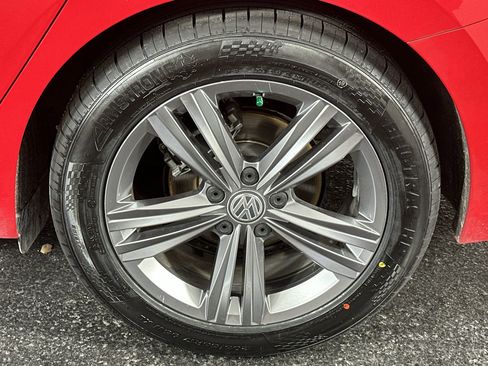 Used 2020 Volkswagen Jetta R-Line w/ R-Line Cold Weather Package image 14