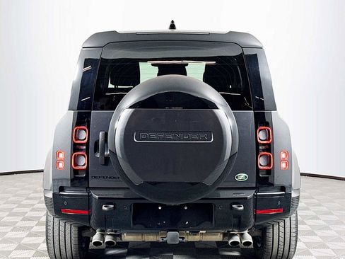 Used 2023 Land Rover Defender 90 V8 image 6