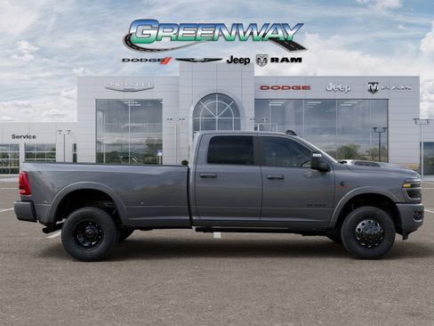 New 2026 RAM 3500 Limited AWD/4WD image 21