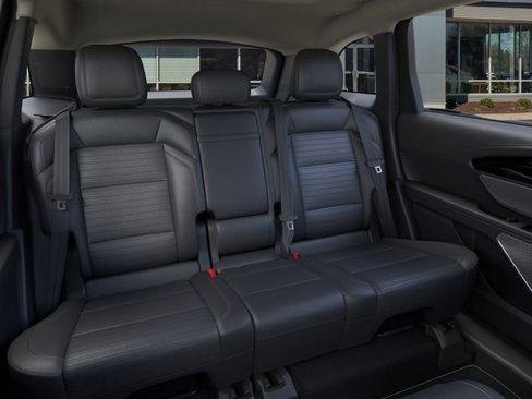 New 2026 Lincoln Nautilus Reserve image 11