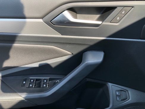 Used 2024 Volkswagen Jetta S image 12