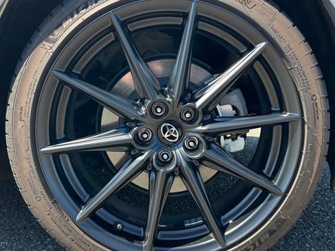 Certified 2024 Toyota GR86 Premium RWD image 25