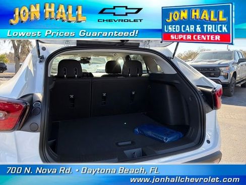 Used 2026 Chevrolet Trax LS image 14