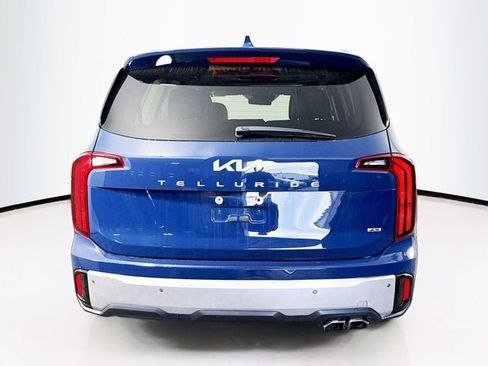 Certified 2024 Kia Telluride S w/ S Sunroof Package AWD/4WD image 6