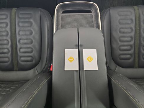 Used 2023 Rivian R1S Adventure image 31