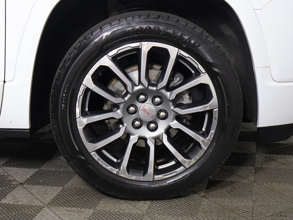 Used 2023 GMC Acadia Denali AWD/4WD image 26