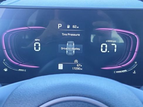 Used 2024 Kia Sportage EX image 10