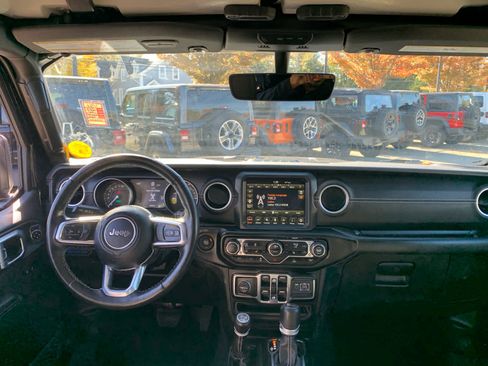 Used 2023 Jeep Wrangler Sahara w/ Cold Weather Group image 34