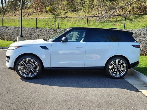 New 2026 Land Rover Range Rover Sport SE AWD/4WD image 6