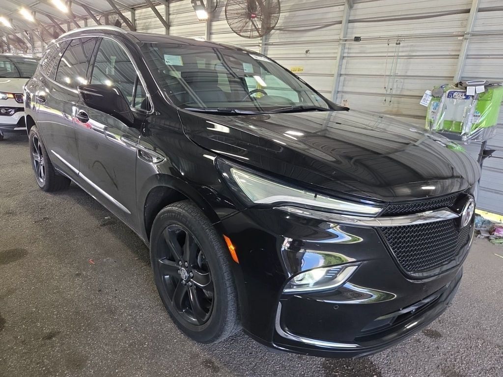 Used 2023 Buick Enclave Essence w/ Experience Buick Package FWD image 3