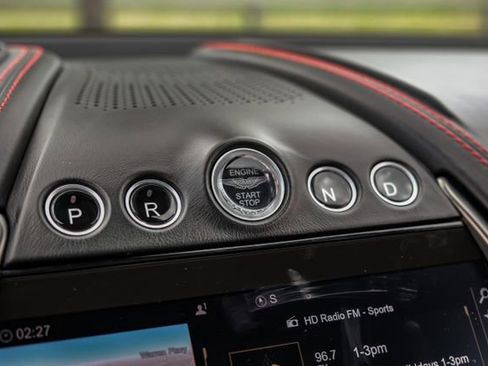 Used 2021 Aston Martin DBX AWD/4WD image 24