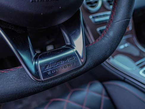 Used 2015 Mercedes-Benz C 63 AMG S image 4
