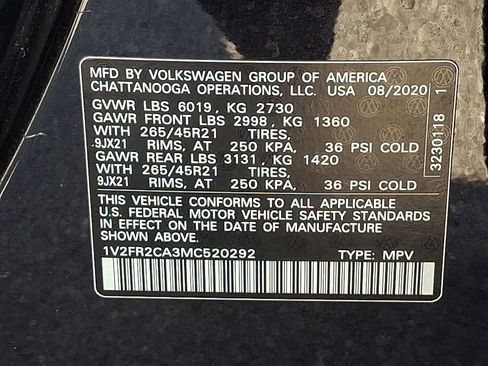 Used 2021 Volkswagen Atlas SEL Premium AWD/4WD image 28