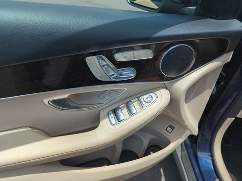 Used 2022 Mercedes-Benz GLC 300 image 19