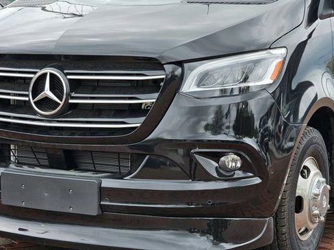 New 2024 Mercedes-Benz Sprinter 3500 image 8