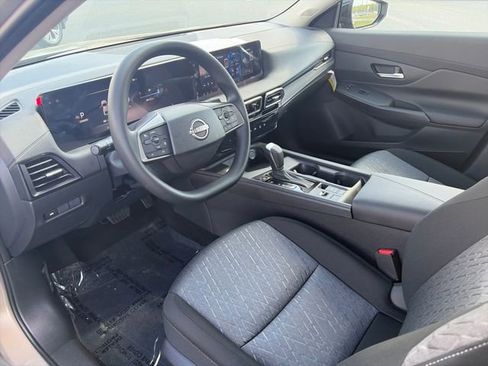 New 2026 Nissan Sentra SV w/ Floor Mat Package FWD image 29