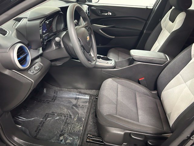 Used 2024 Chevrolet Trax LS w/ Driver Confidence Package FWD image 12