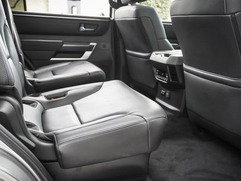 Used 2025 Toyota Sequoia Platinum image 24