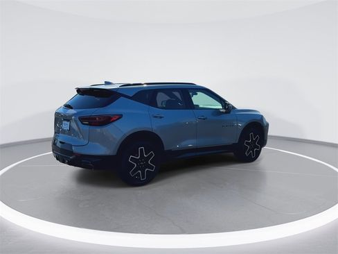 Used 2023 Chevrolet Blazer RS w/ Driver Confidence II Package image 8