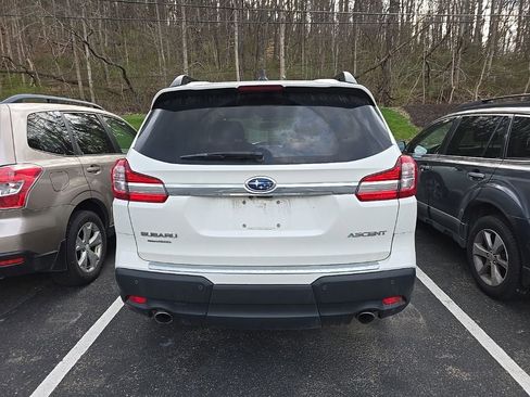 Used 2020 Subaru Ascent Premium w/ Convenience Package image 3