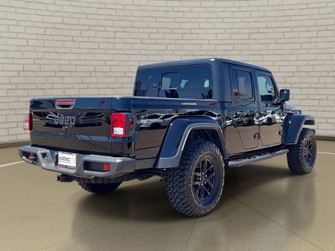 Used 2021 Jeep Gladiator Sport AWD/4WD image 5