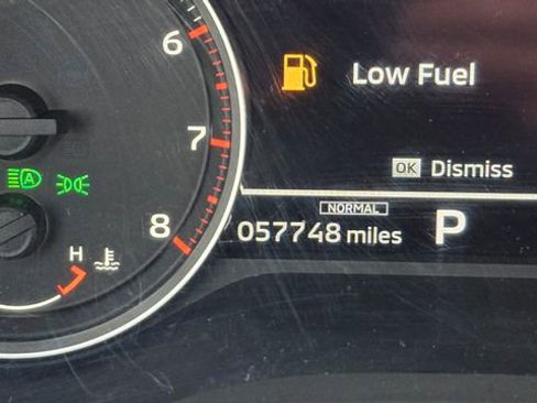 Used 2022 Mitsubishi Outlander SE image 21