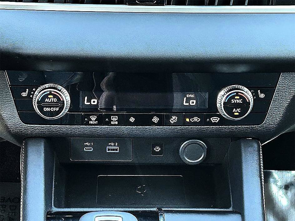 Certified 2026 Nissan Rogue SL AWD/4WD image 18