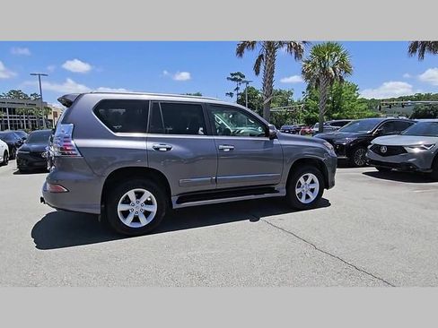 Used 2017 Lexus GX 460 w/ Navigation Package AWD/4WD image 25