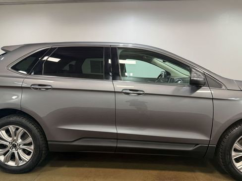 Used 2024 Ford Edge Titanium image 32