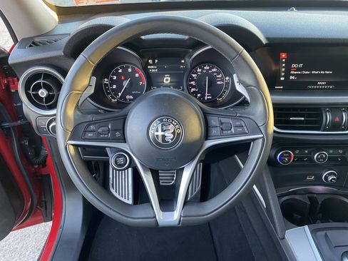 Used 2018 Alfa Romeo Stelvio Sport w/ Quick Order Package 22J Sport image 12