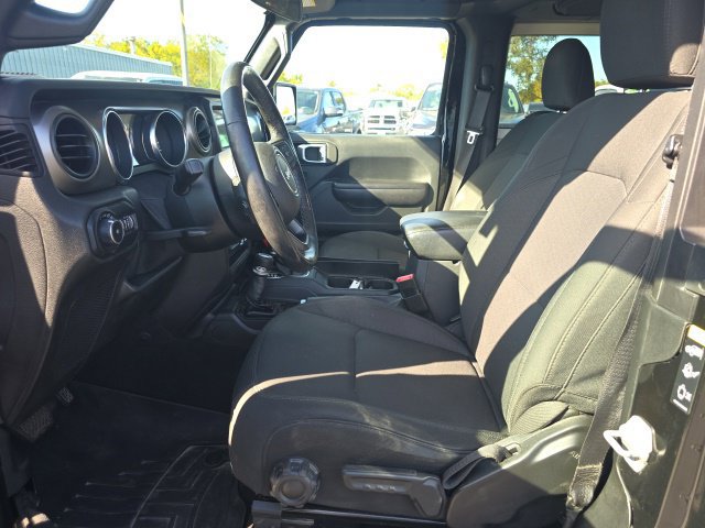 Used 2020 Jeep Wrangler Sport AWD/4WD image 10