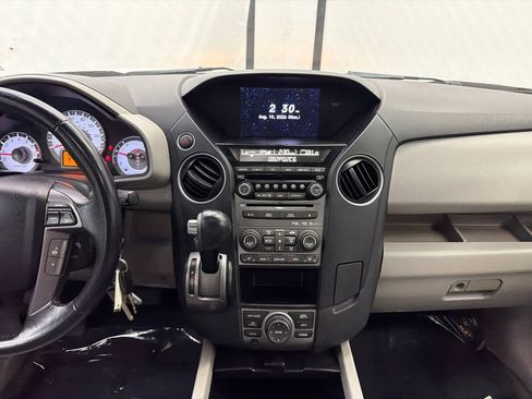 Used 2013 Honda Pilot Touring image 31
