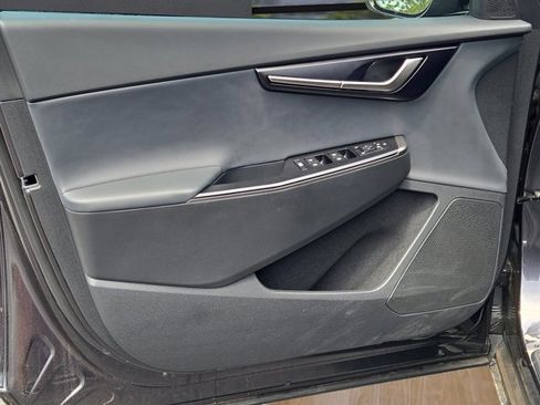 Used 2025 Kia EV6 Light w/ Light LR Technology Package image 19