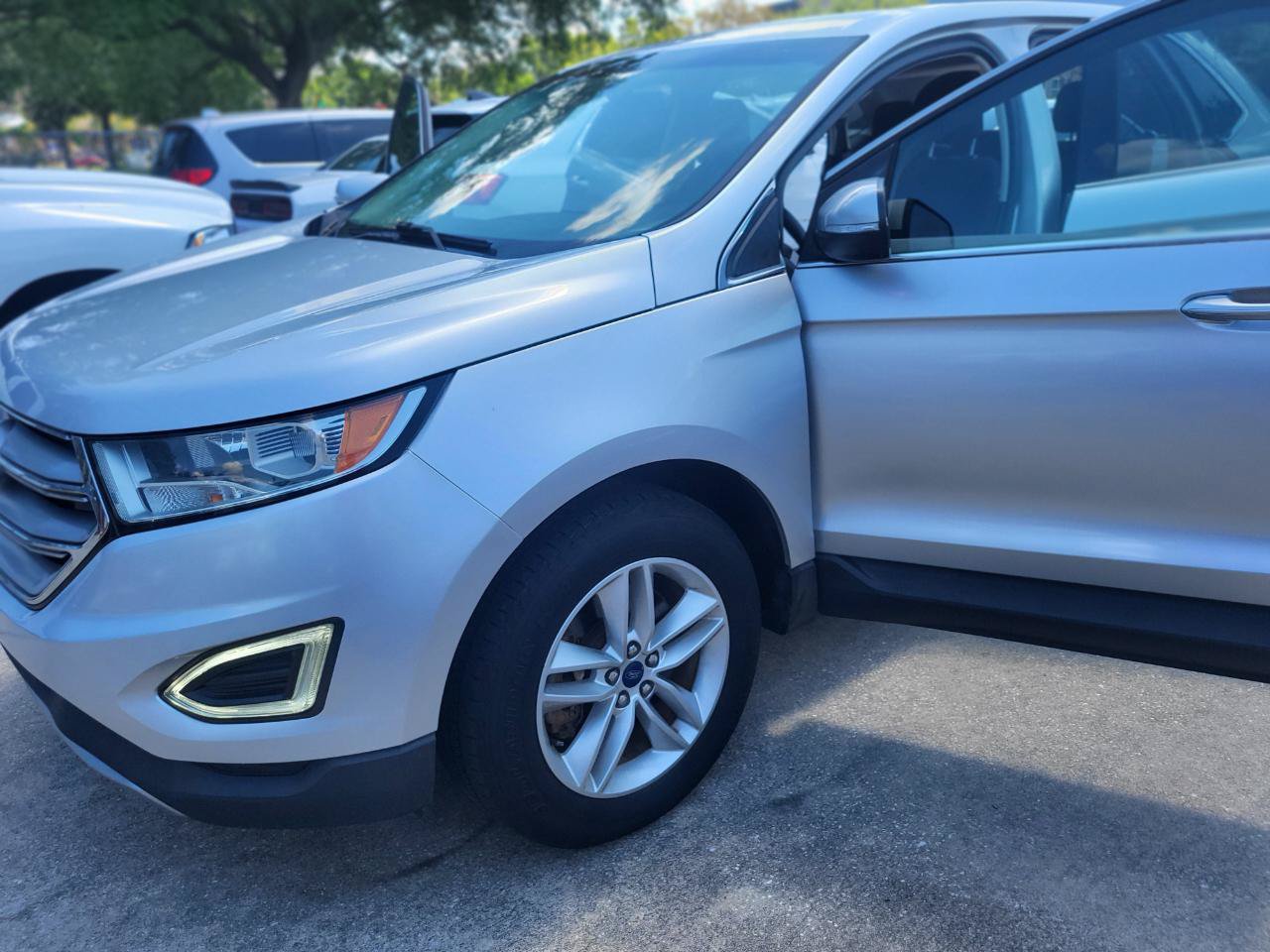 Used 2017 Ford Edge SEL AWD/4WD image 45