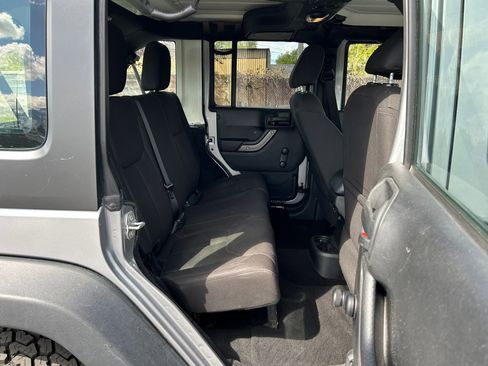 Used 2016 Jeep Wrangler Unlimited Sport w/ Connectivity Group image 25