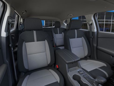 New 2026 Chevrolet Blazer LT image 16