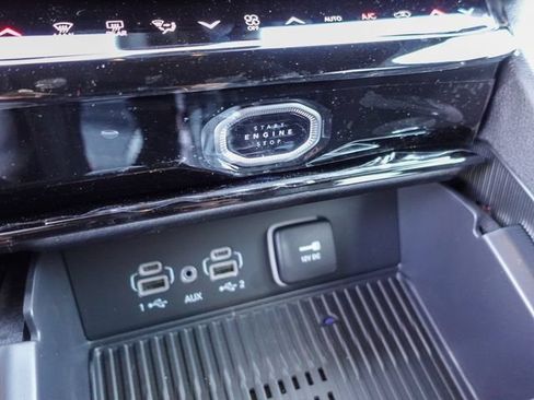 New 2026 Jeep Grand Cherokee L 4WD image 18