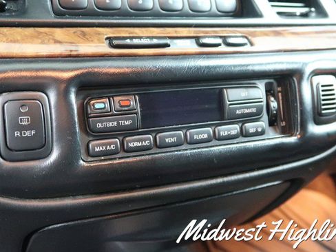 Used 1997 Lincoln Town Car Executive image 14