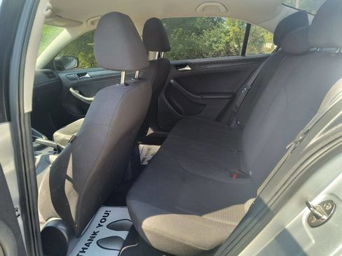Used 2016 Volkswagen Jetta S image 5