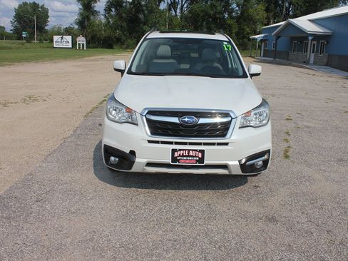 Used 2017 Subaru Forester 2.5i Limited w/ Popular Package #1 AWD/4WD image 2