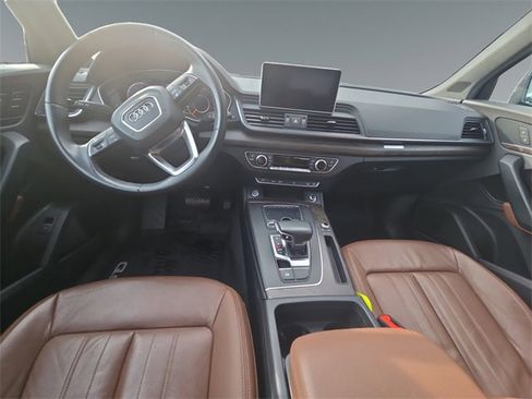 Used 2018 Audi Q5 2.0T Premium Plus w/ Premium Plus Package image 14