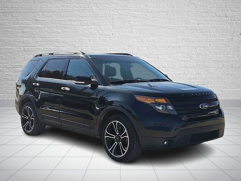 Used 2014 Ford Explorer Sport w/ Equipment Group 401A AWD/4WD image 6